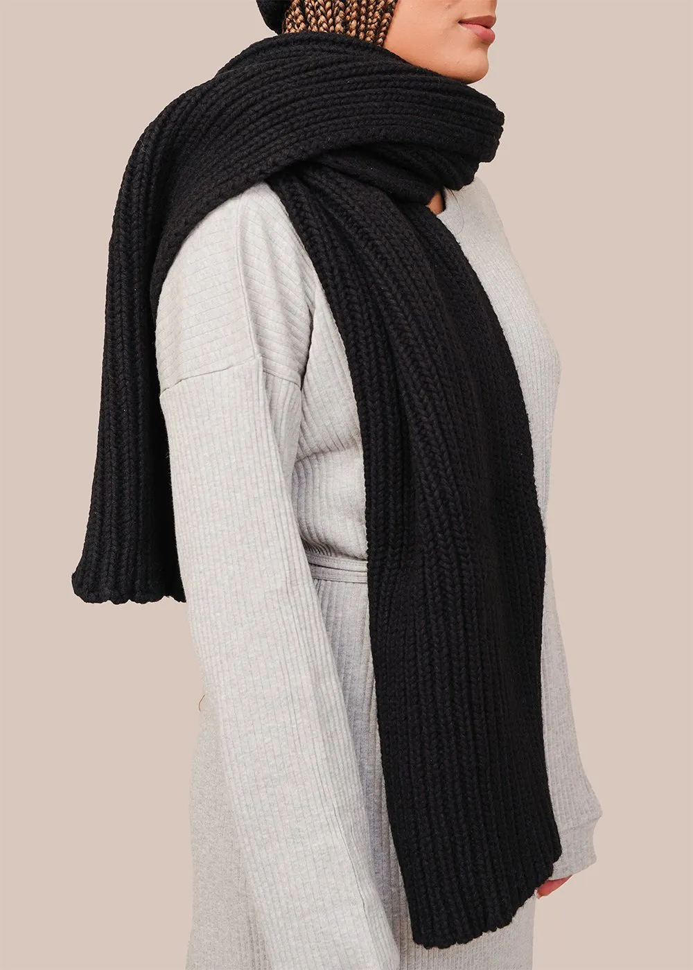 Black Scarf