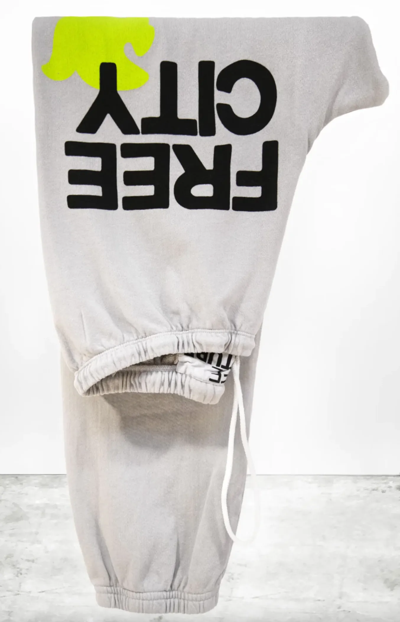 Free City :: Large Print Sweatpant