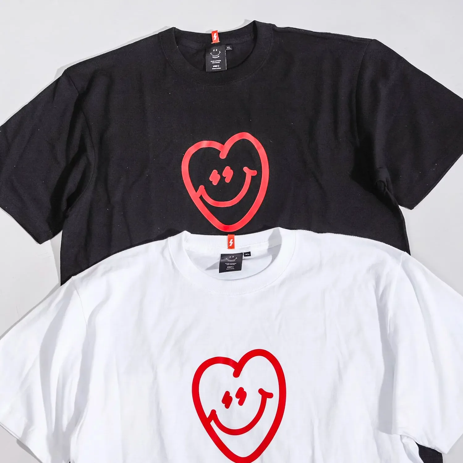 Kickstage #KEEP Smile Love Logo Tee [KS104]